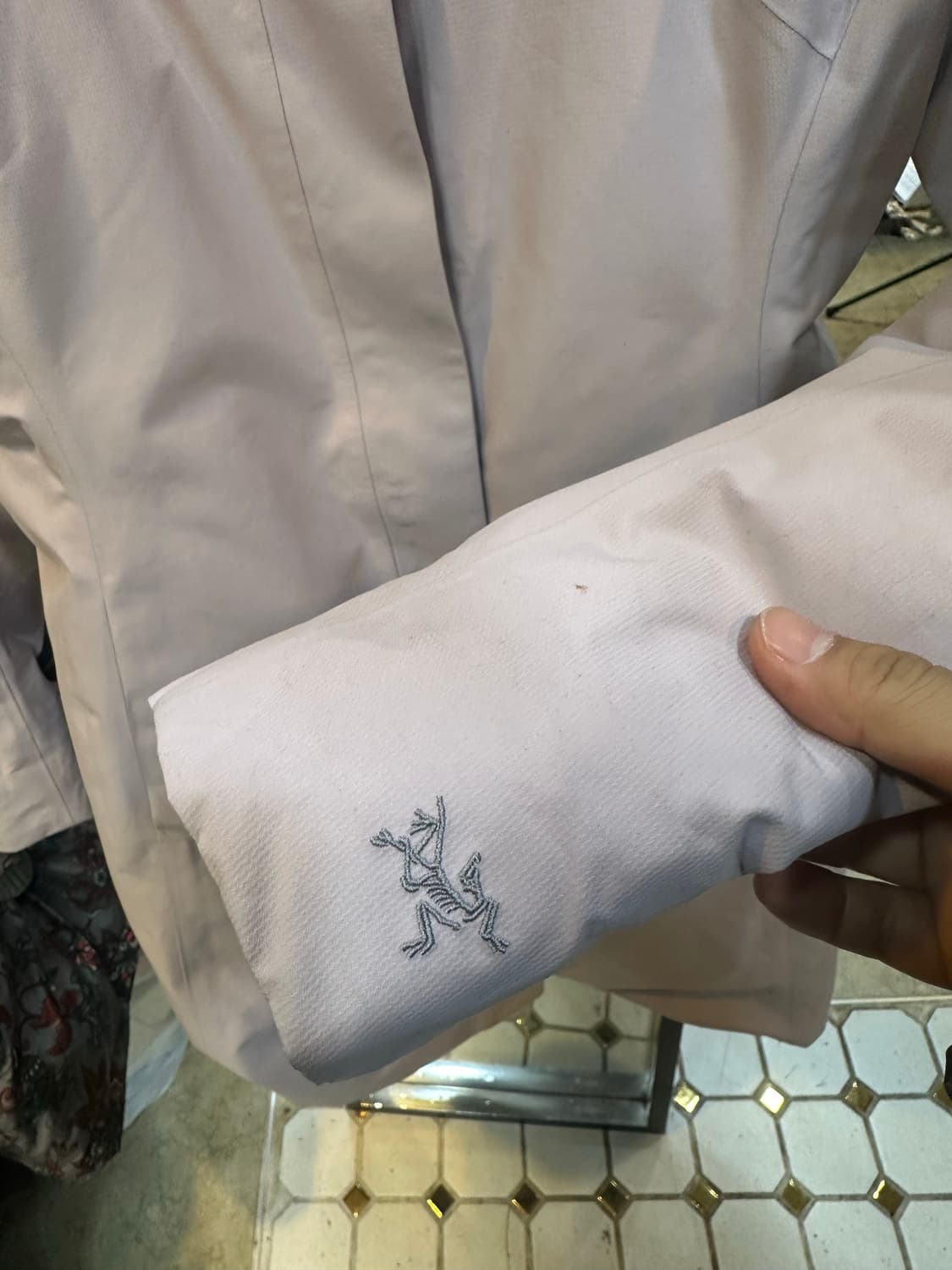 아크테릭스 여성 자켓 연핑크 상품이미지2