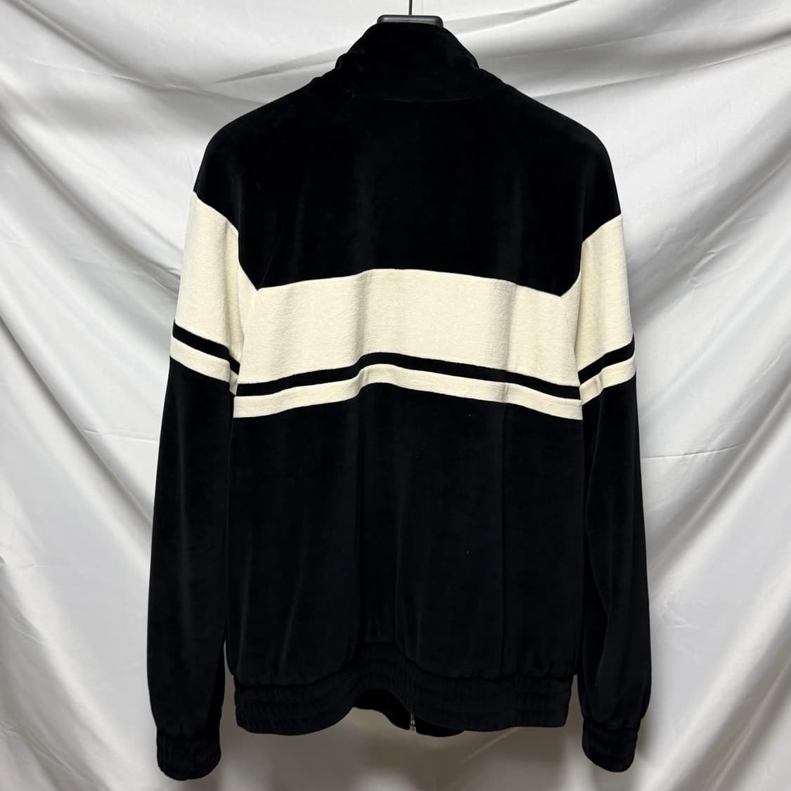 [2XL/새상품] 셀린느 로고 벨벳 트랙자켓 집업 상품이미지4