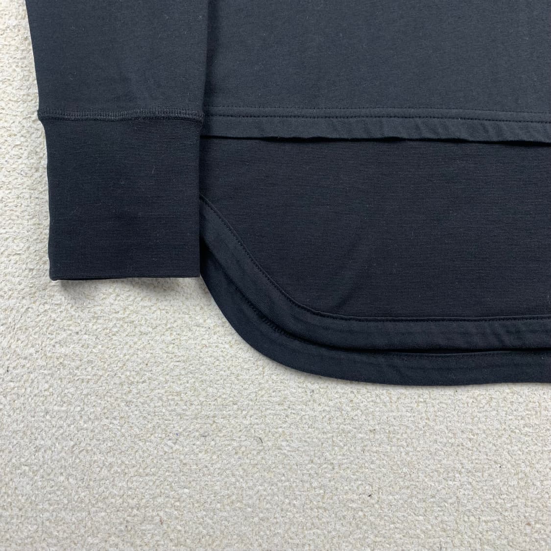 디젤 블랙 골드 레이어드 롱슬리브 티셔츠 블랙  상품이미지4