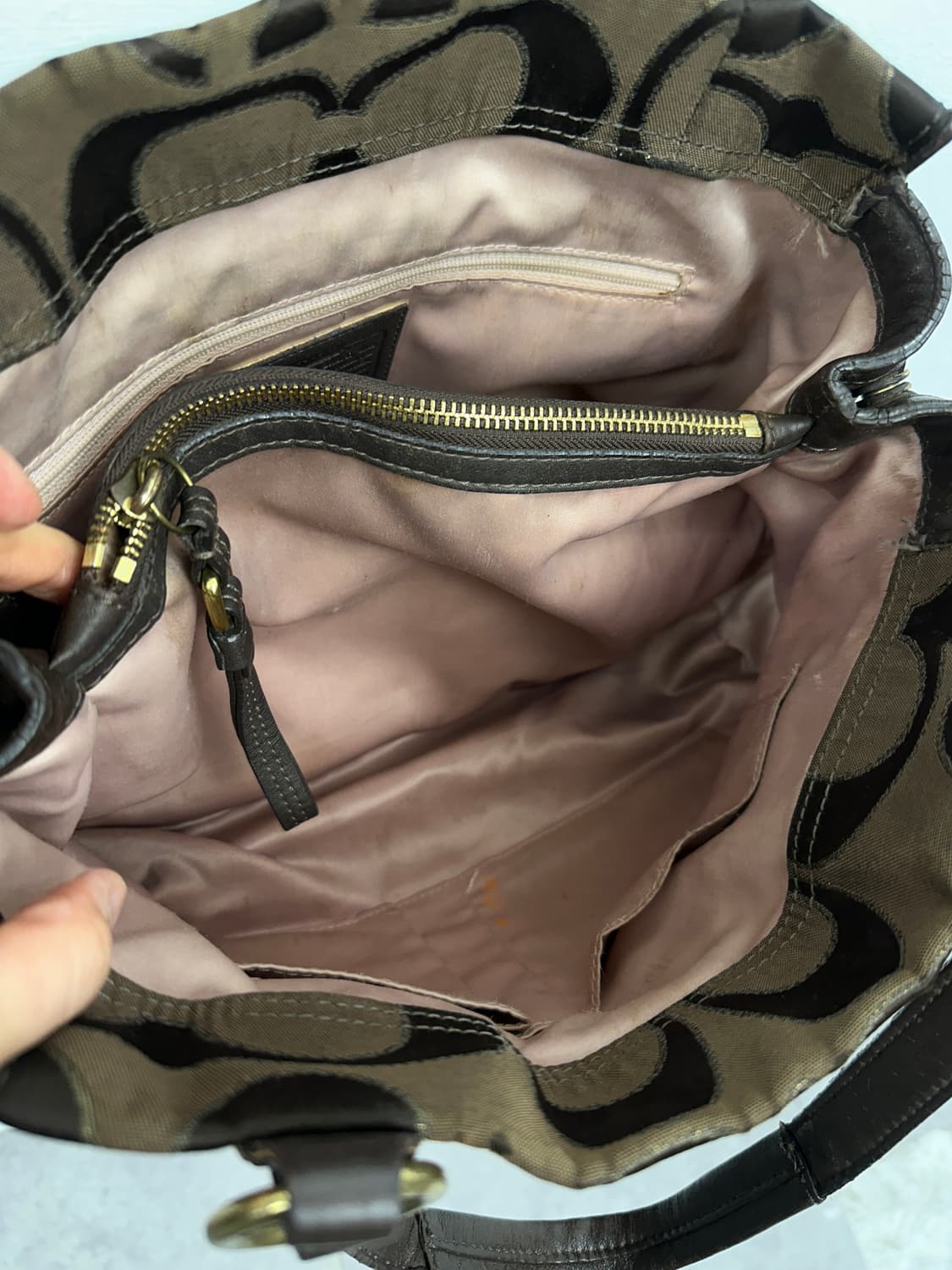 Coach dark brown stud bag 상품이미지8