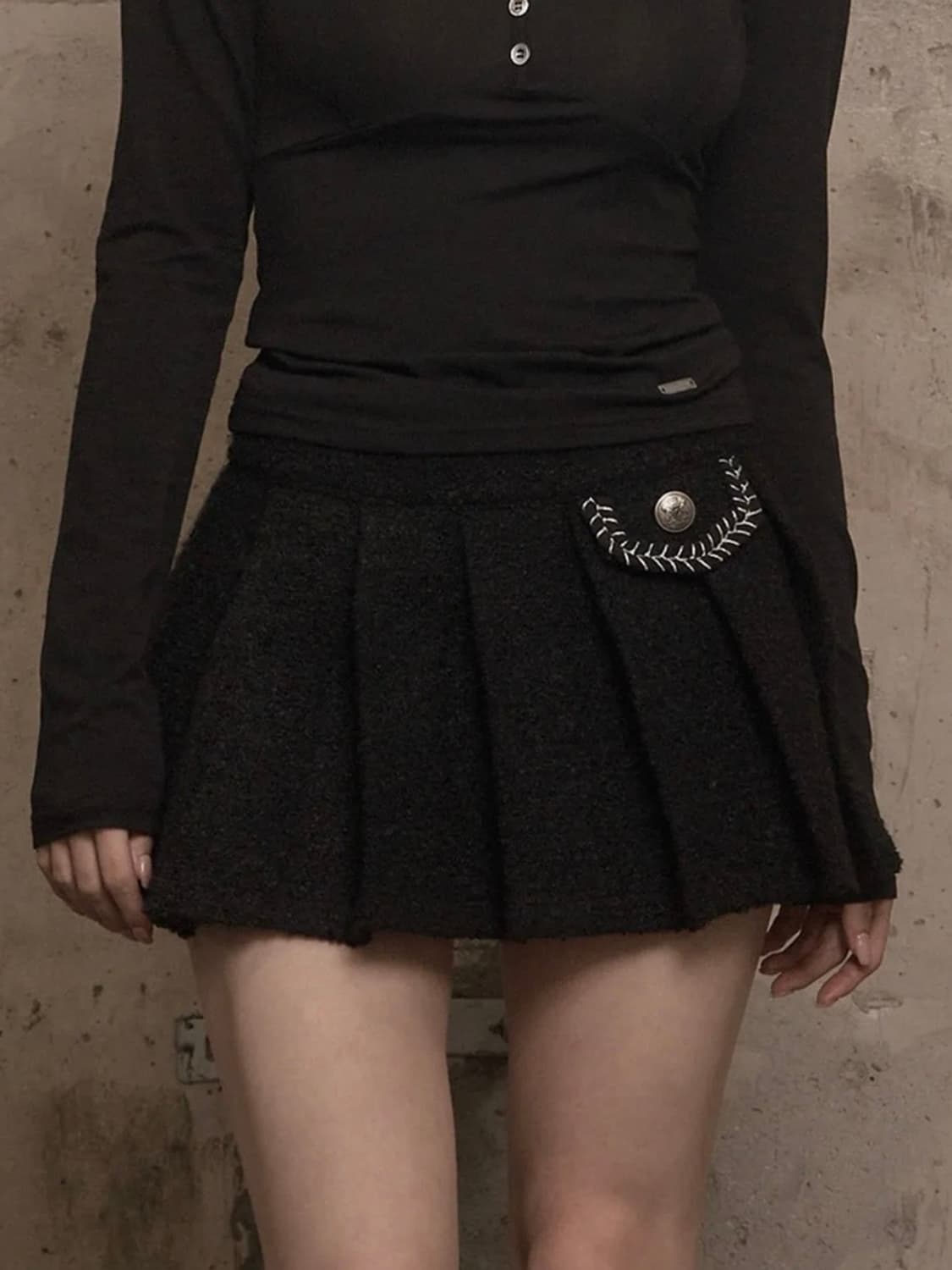 카키포인트 트위드 자켓 스커트 세트 블랙 새상품 상품이미지2