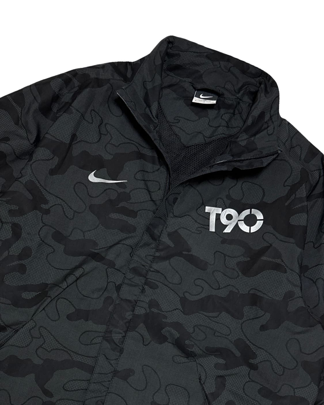나이키 T90 카모 바람막이 상품이미지3