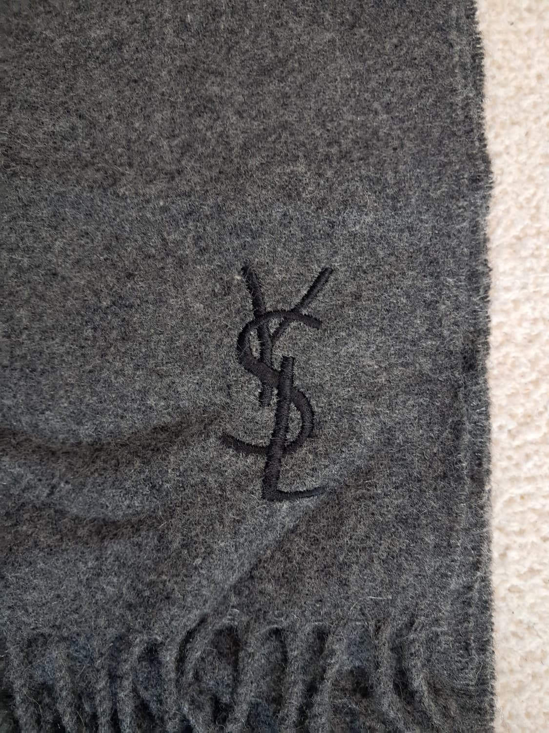 입생로랑 울캐시미어 머플러 상품이미지2