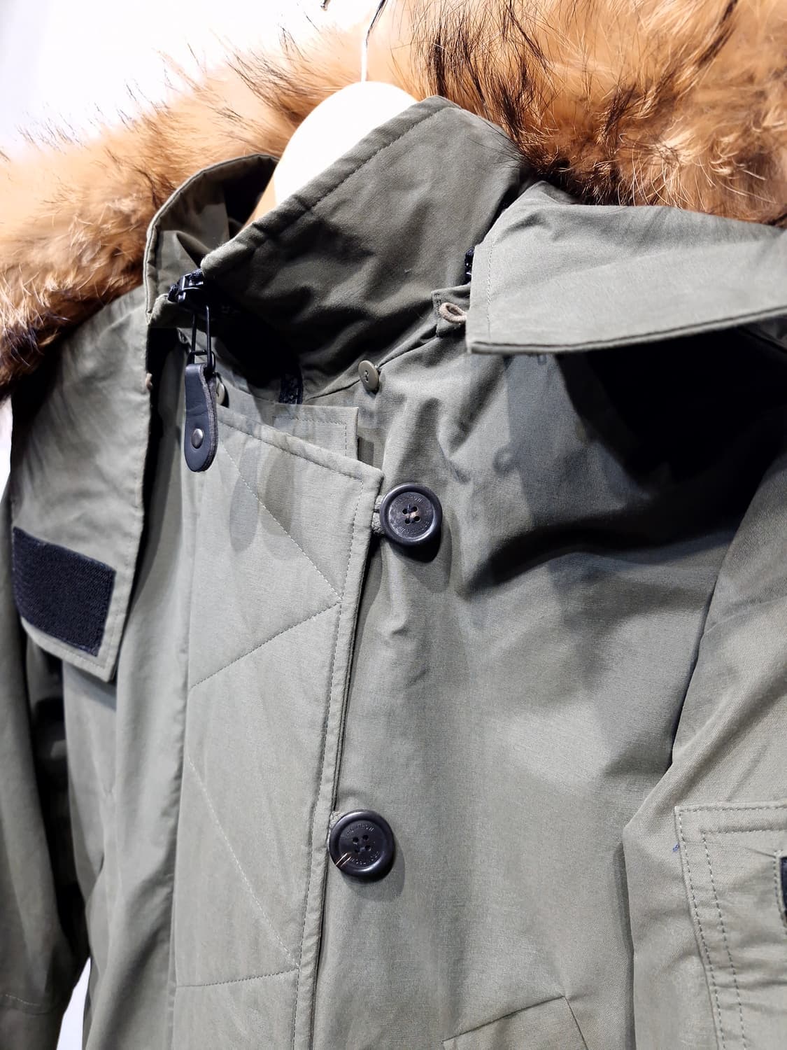 프론트로우x로우클래식 밀리터리 구스다운 파카 상품이미지5