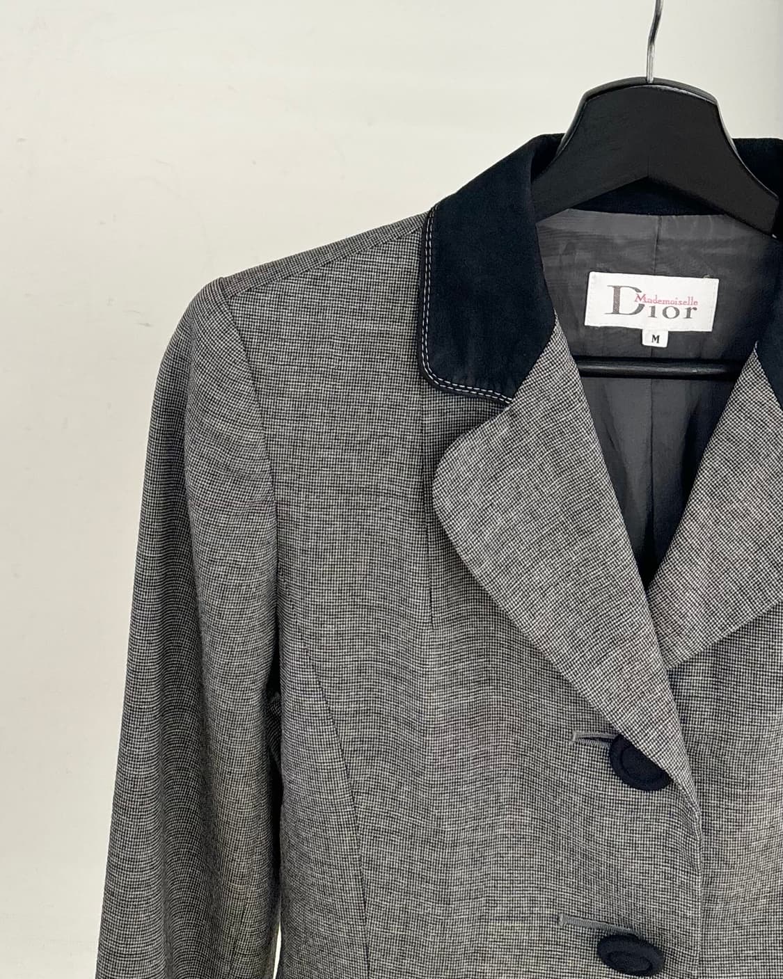 디올 블랙 벨벳 카라 그레이 체크 자켓 상품이미지3