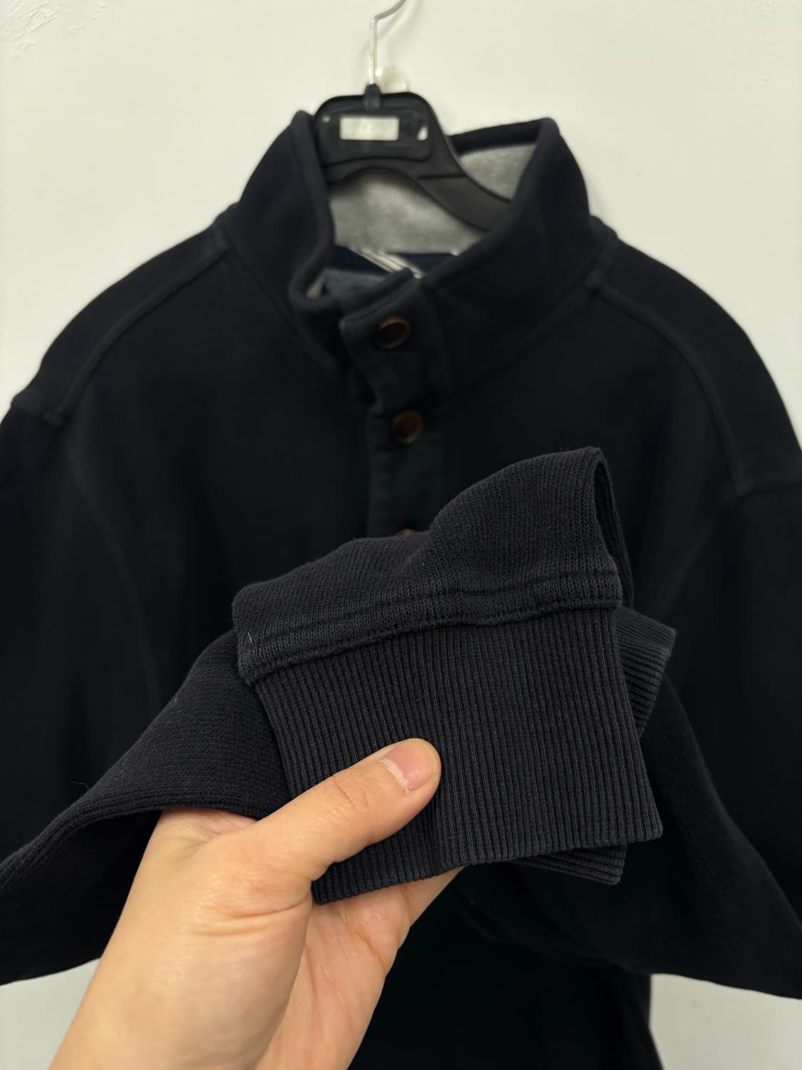 타미힐피거 반버튼 니트 상품이미지3