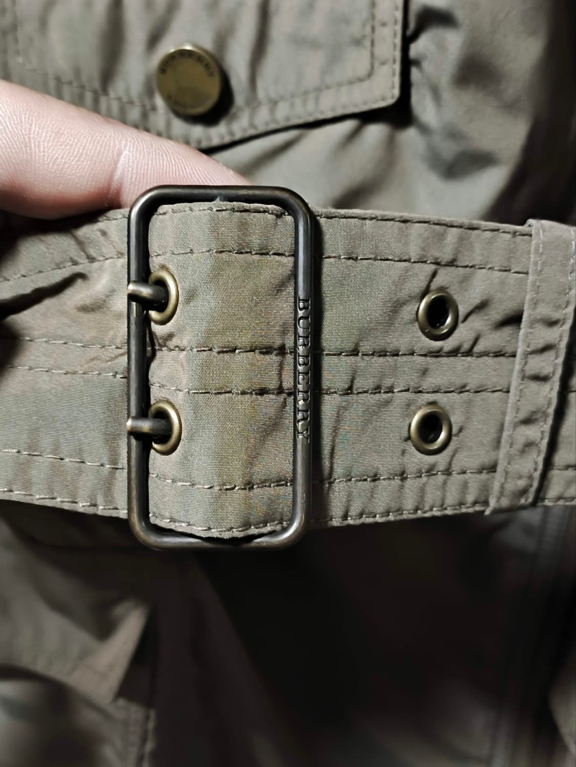 55~66 버버리 벨티드 하이넥 사파리 자켓 코트 카키 상품이미지8