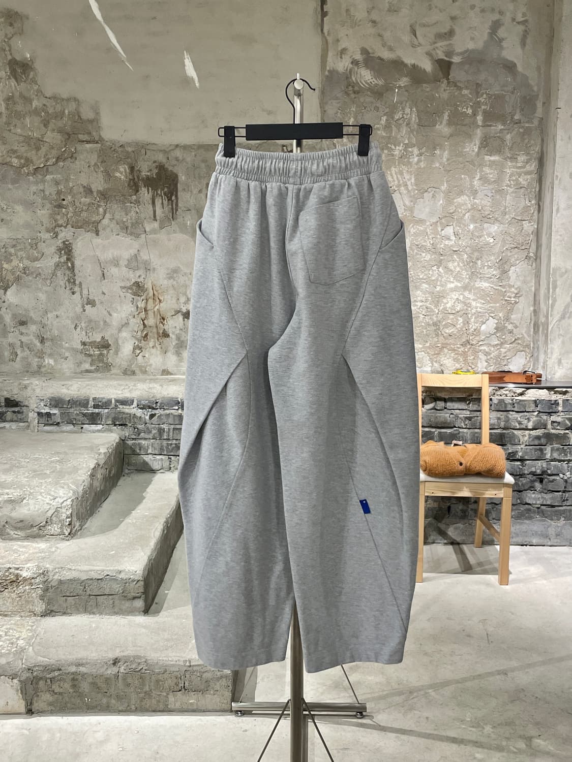 자라 x 아더에러 멜란지 그레이 스웻 팬츠 상품이미지6