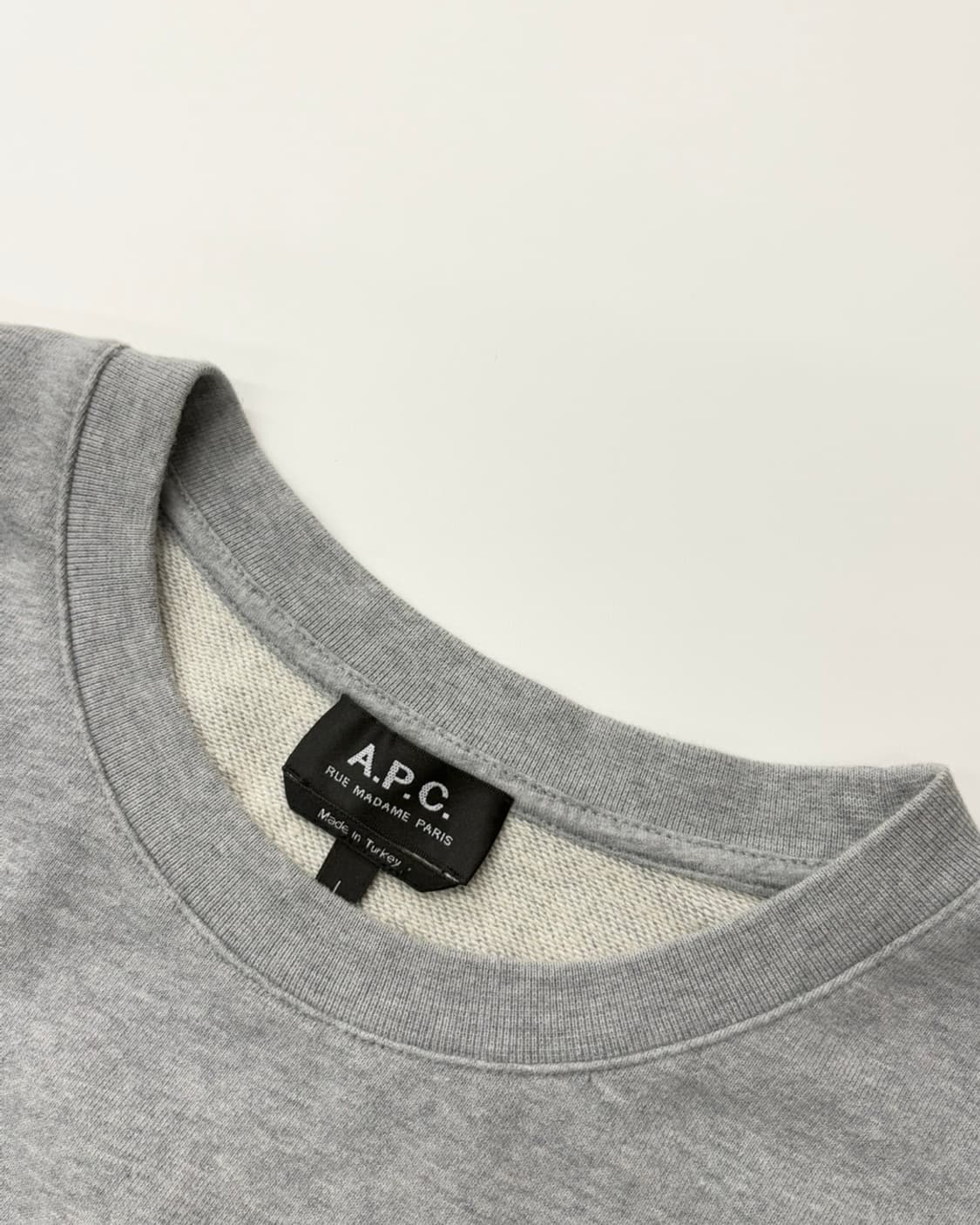 APC 아페쎄 그레이컬러 스웻셔츠 맨투맨 상품이미지5