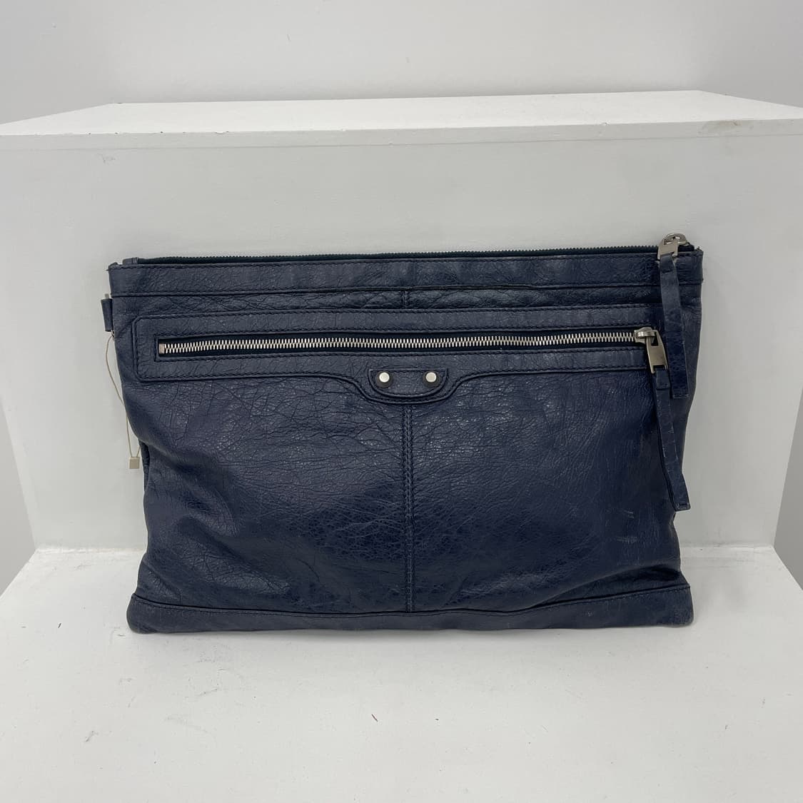 발렌시아가 네이비 레더 클러치 상품이미지2