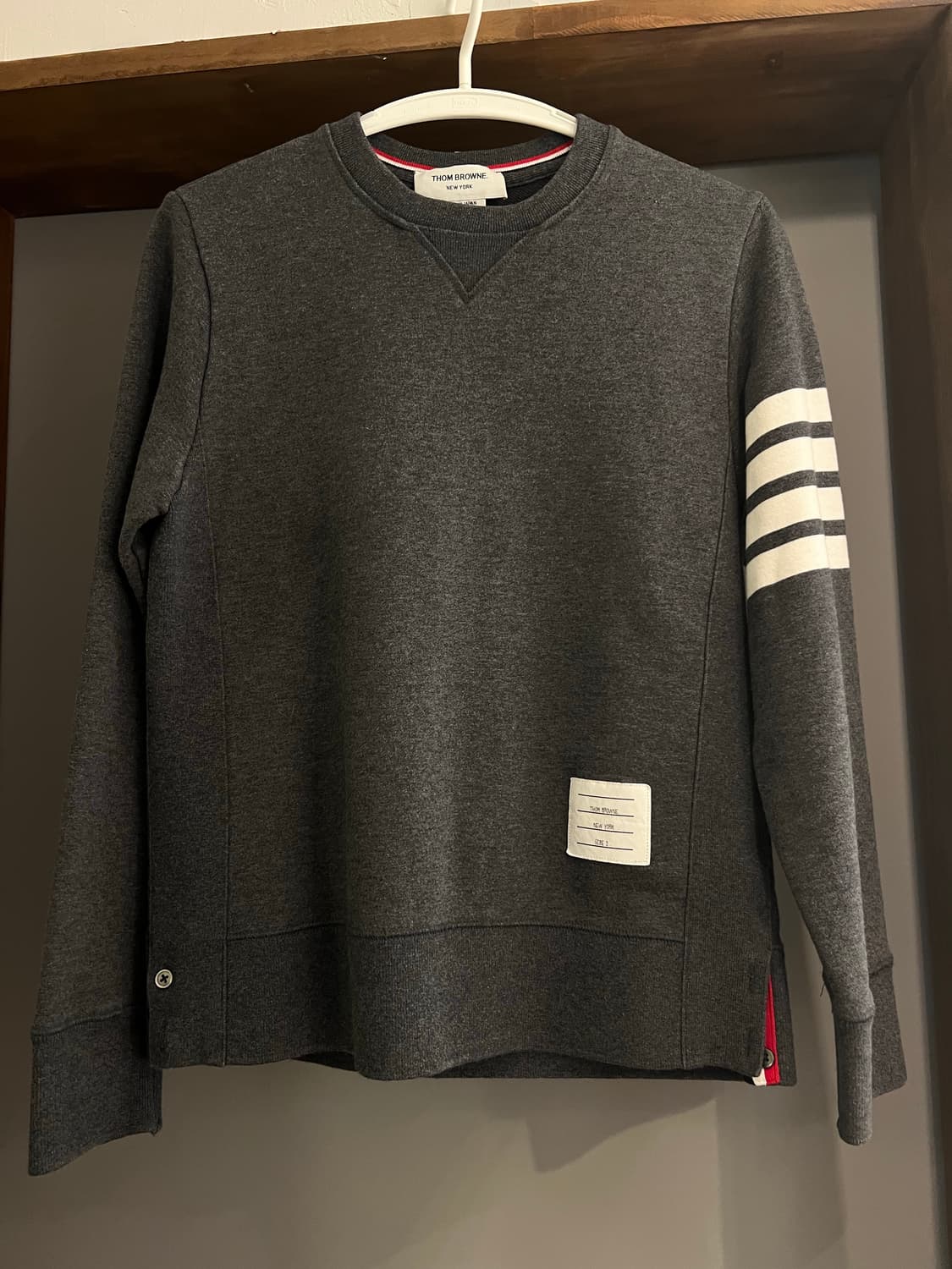 톰브라운 진그레이 맨투맨 상품이미지3