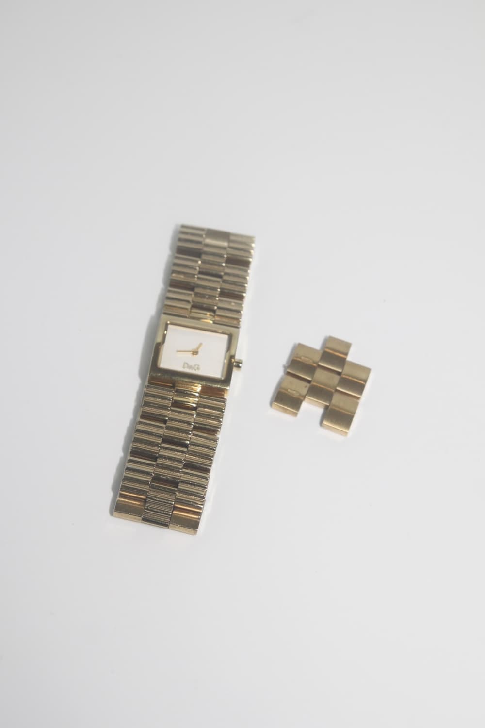 돌체앤가바나 금장 시계 상품이미지1