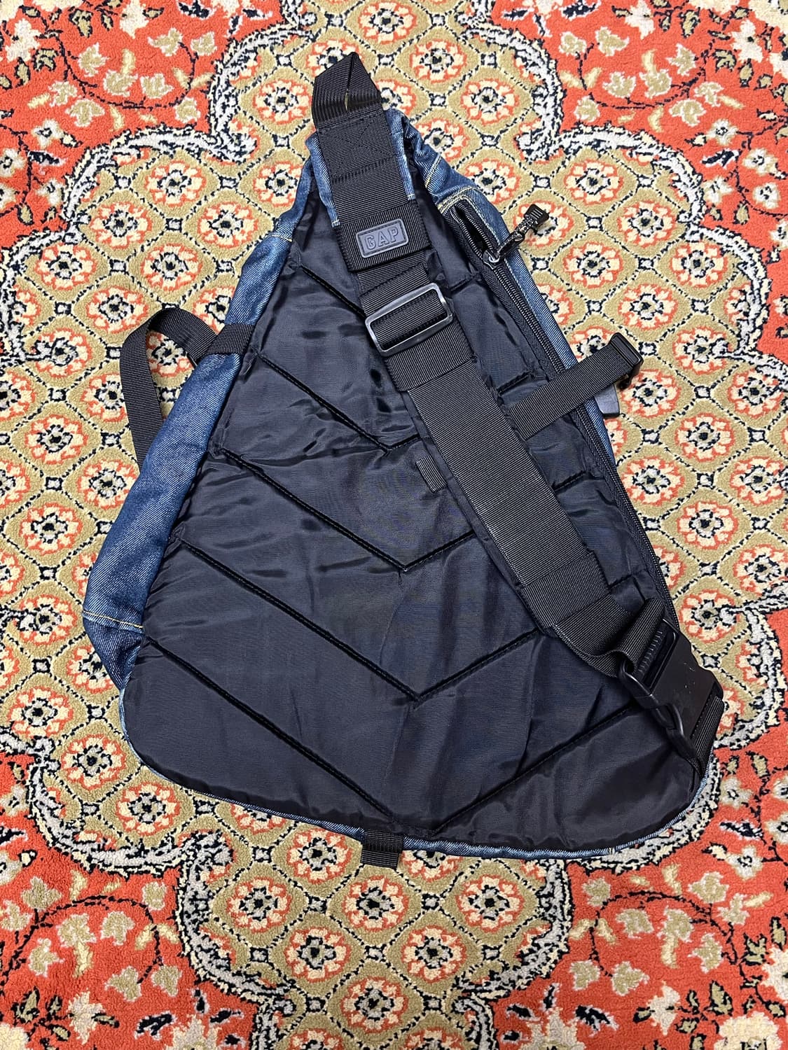 [FREE] 갭 올드 빈티지 데님 슬링백 상품이미지3