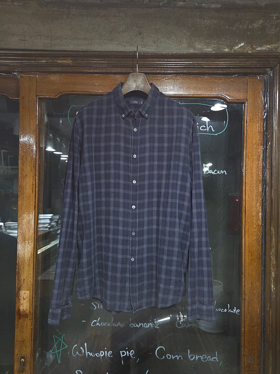 이탈리아 브랜드 클로즈드 버튼다운셔츠  상품이미지1