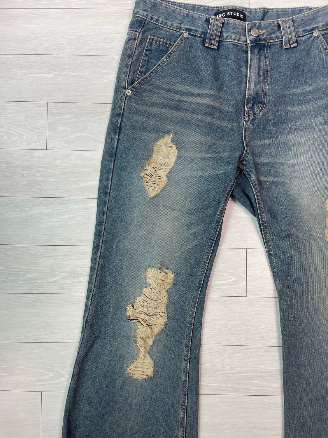 Damage Boot Cut Denim Pants (Blue) 상품이미지4