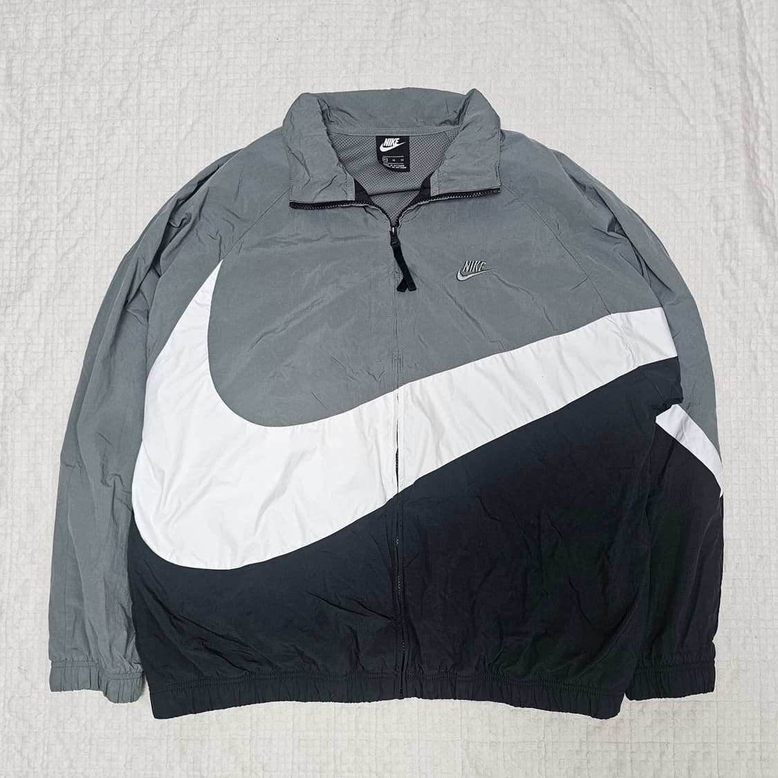 나이키 빅스우시 바람막이 상품이미지1