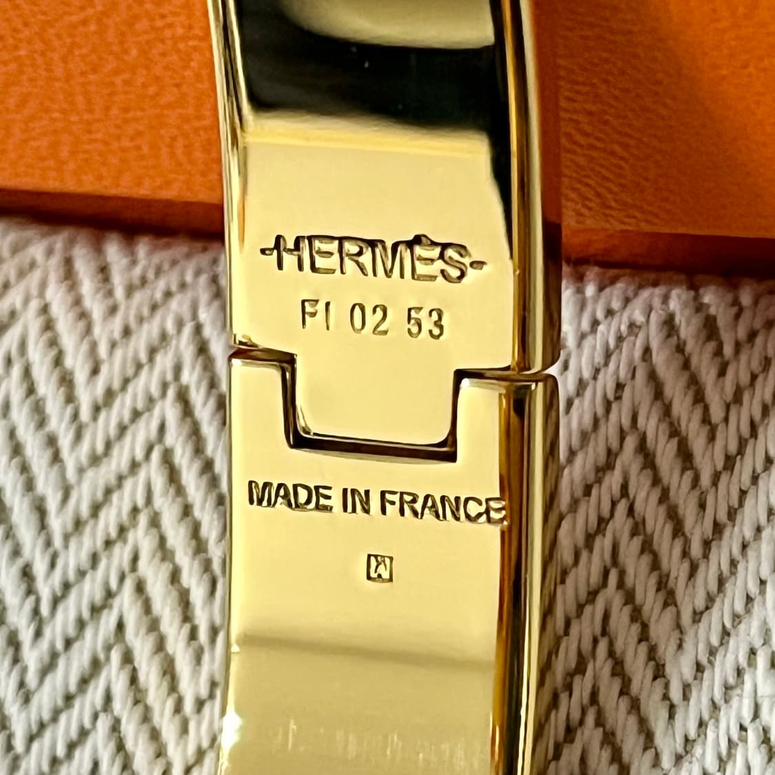 [S급/정품] 에르메스 클릭아슈 HH 팔찌 T4 블랙 골드 상품이미지7