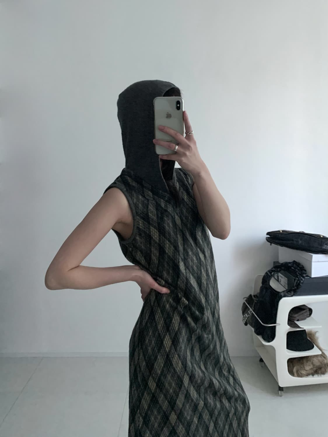 Checked Wool Knit HoodedSleeveless Dress 상품이미지4