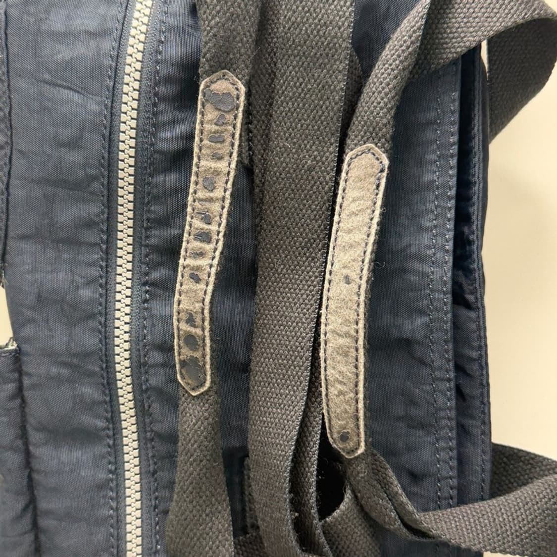 키플링 요한나 투웨이 크로스백 네이비 상품이미지5