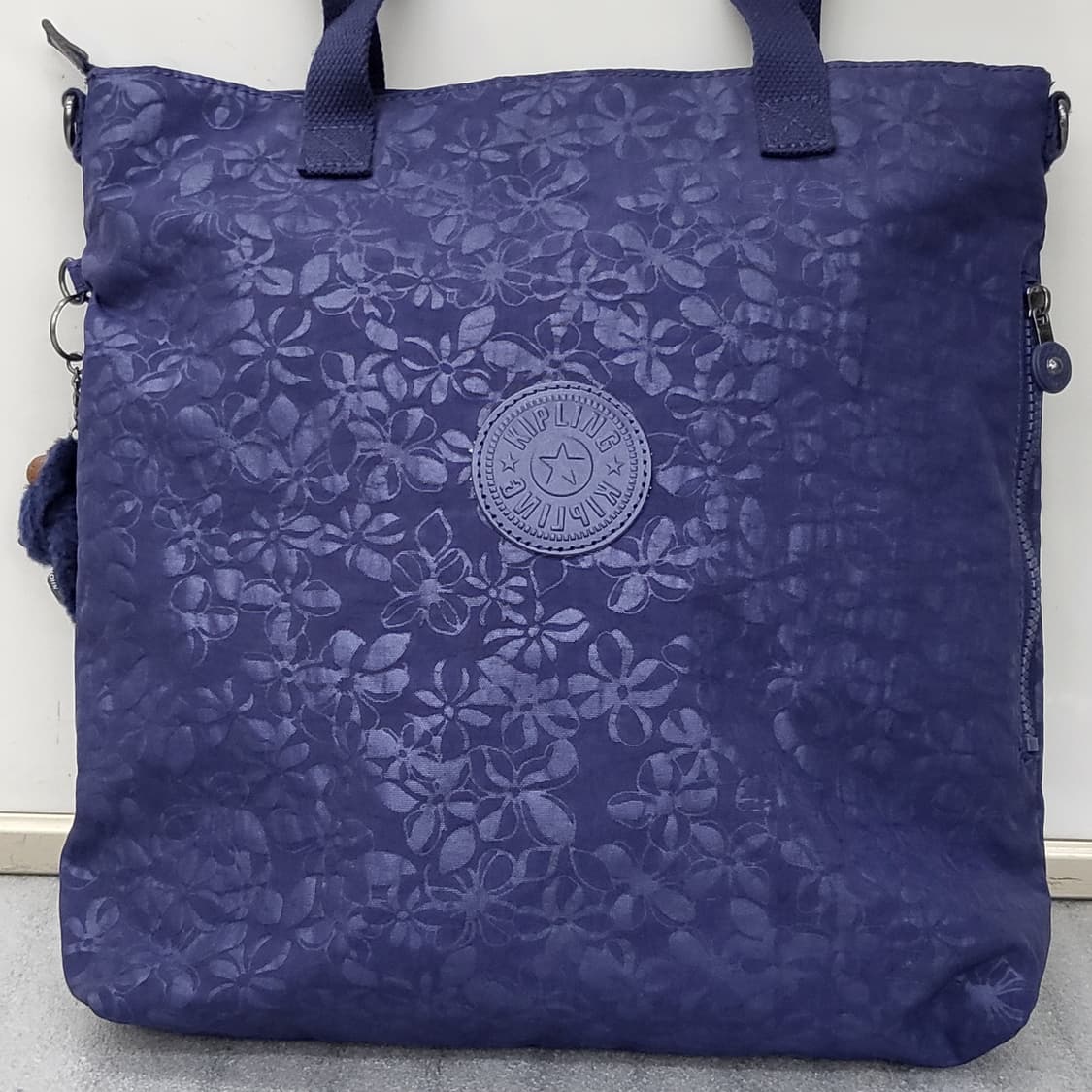 키플링 정품 매력적인 네이비 색상 대형 토트백 상품이미지2