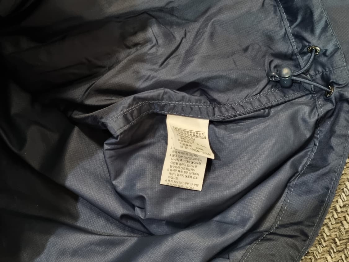 THE NORTH FACE — 네이비×옐로우 배색 윈드자켓 상품이미지3