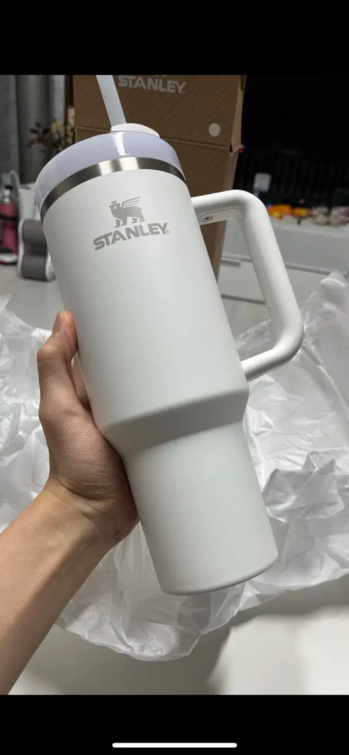 [새상품]스탠리 텀블러 퀜처  1.18L  프로스트 화이트 상품이미지1