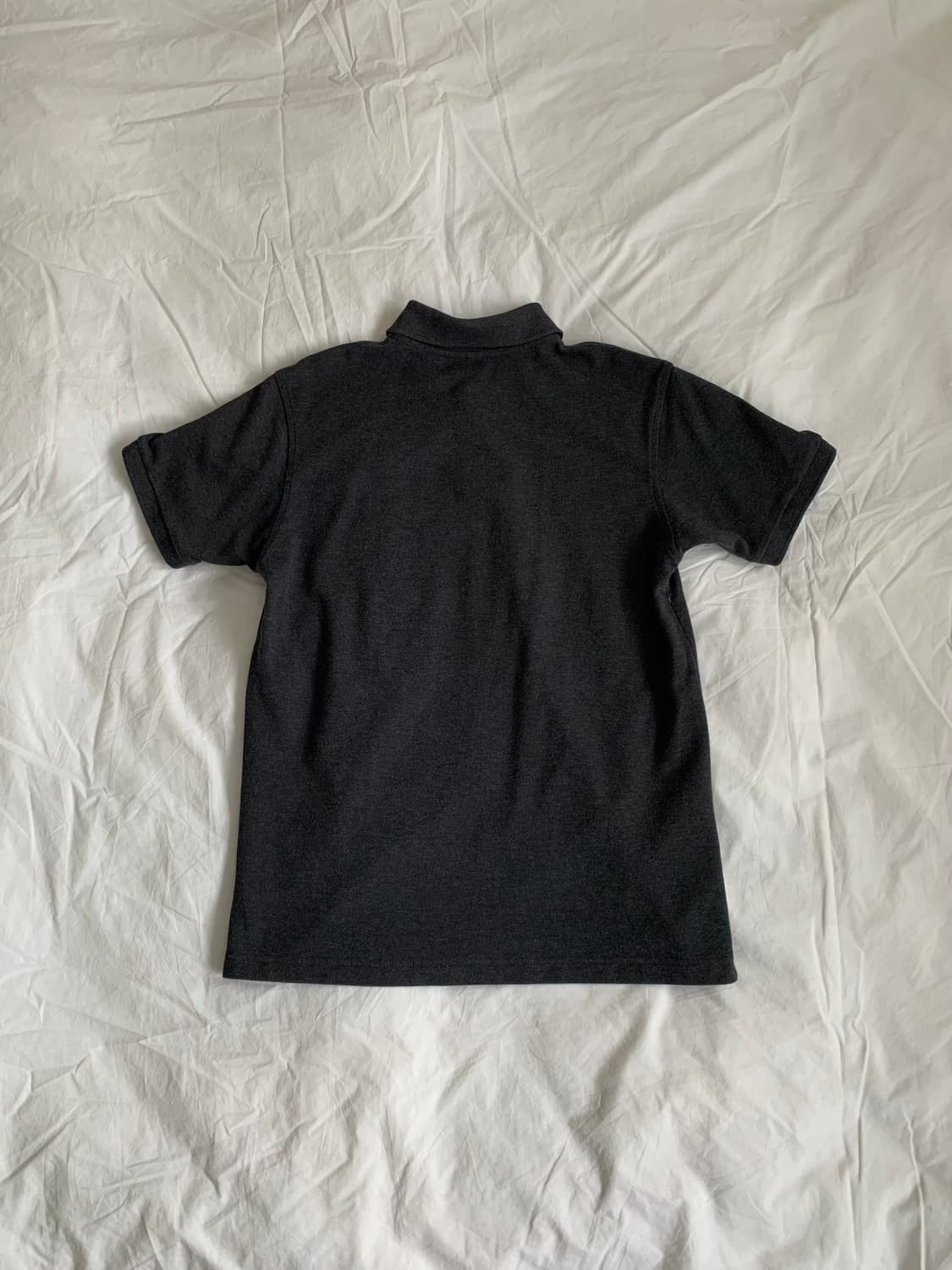 UNIQLO 차콜 카라티 상품이미지3
