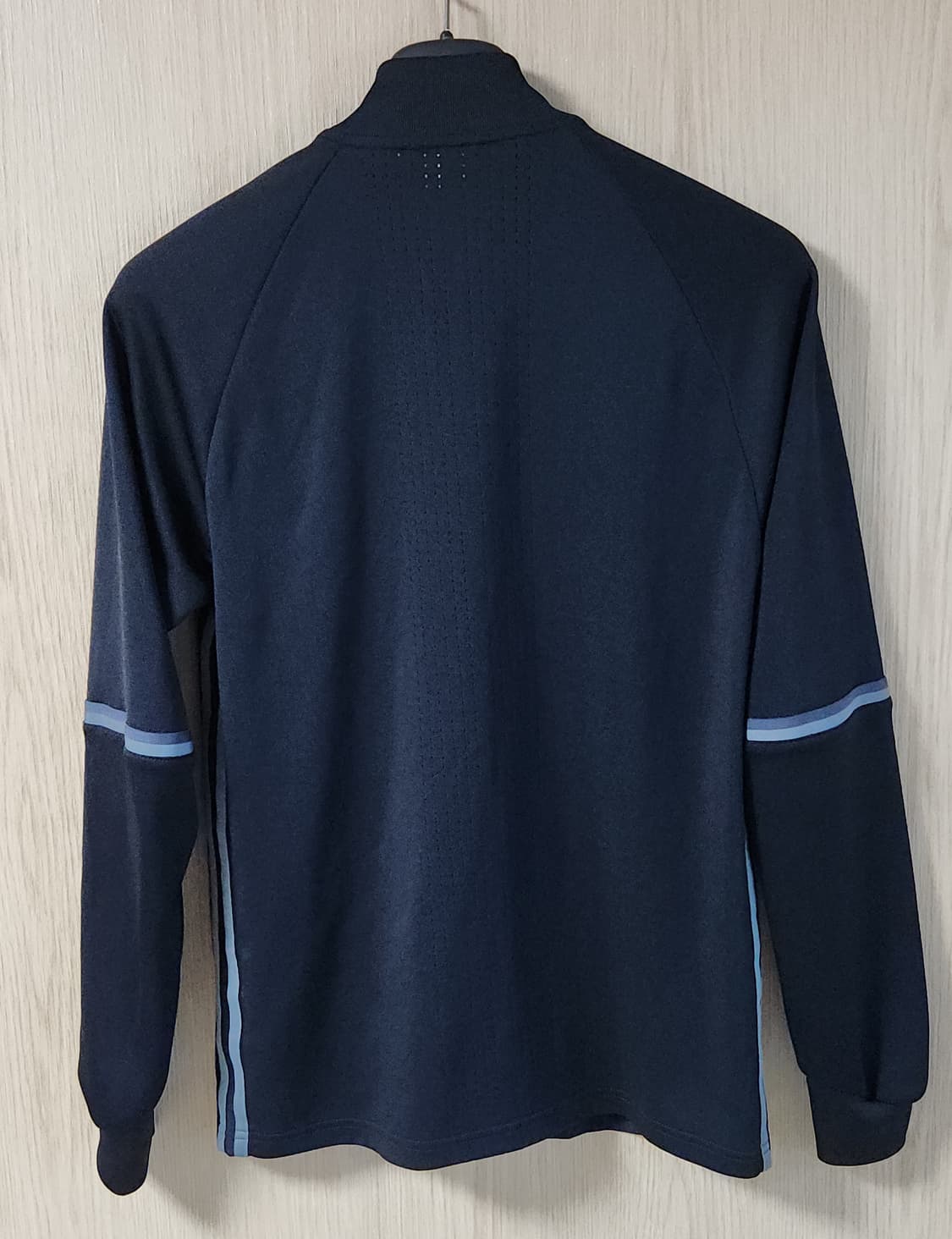 (착샷) 아디다스 울산현대 유니폼 트레이닝 탑  상품이미지6