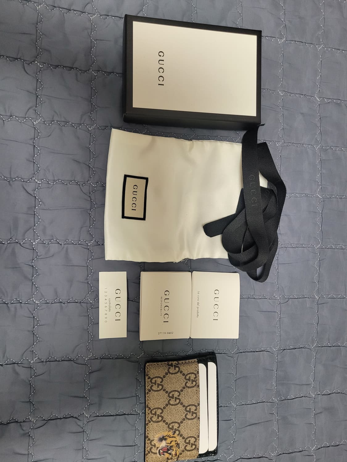 구찌 gg타이거 지갑 상품이미지1