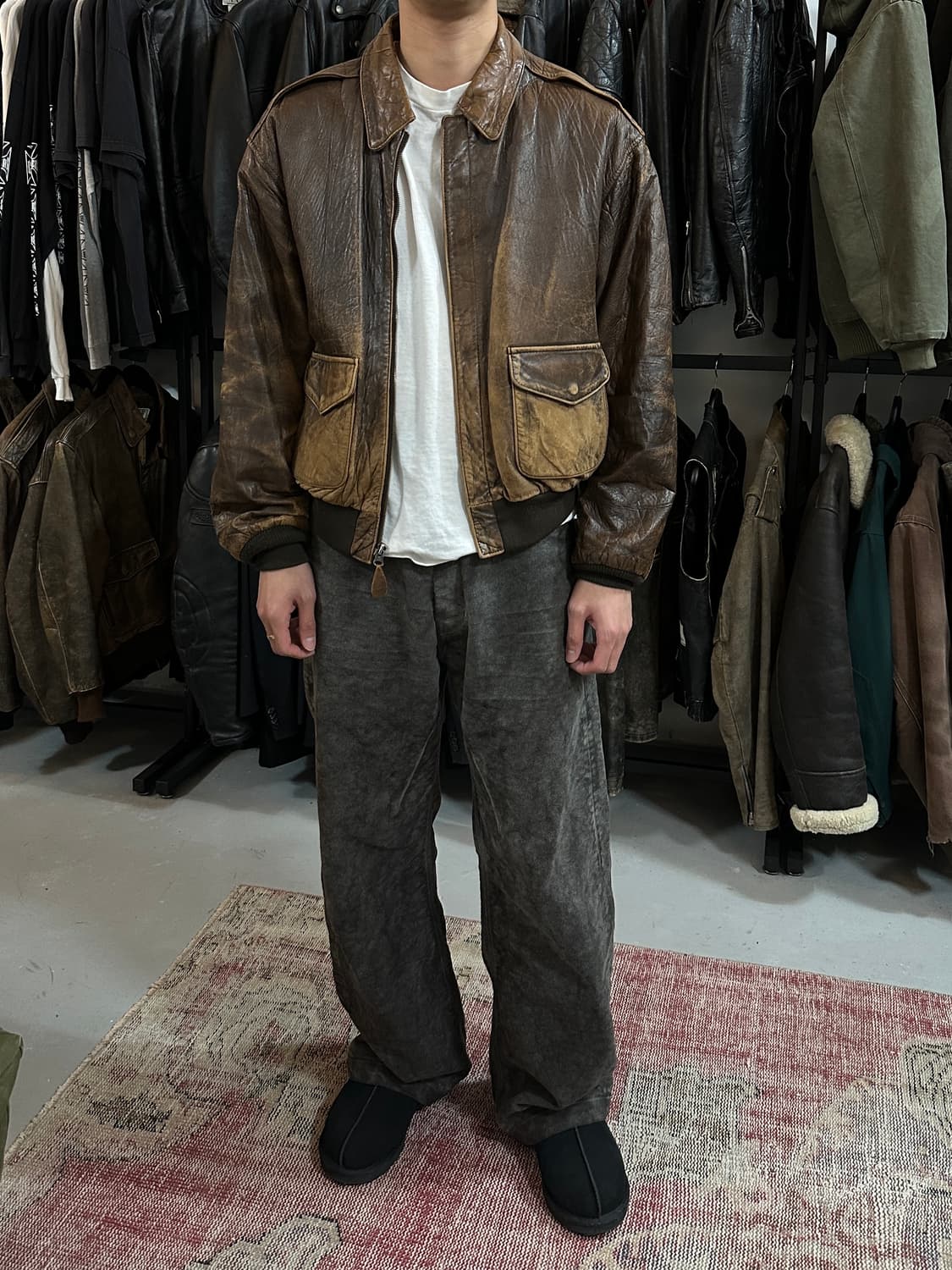 90's 하드에이징 아비렉스 A2 레더 봄버 자켓 상품이미지10