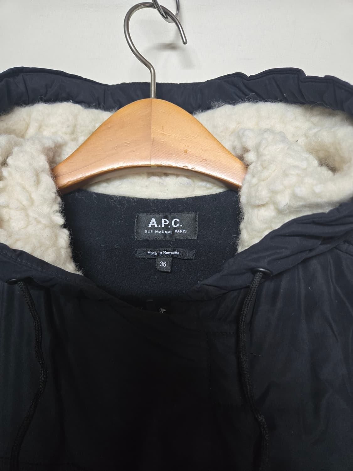 정품)A.P.C. 아페쎄 블랙 야상  롱패딩 36 (66) 상품이미지4