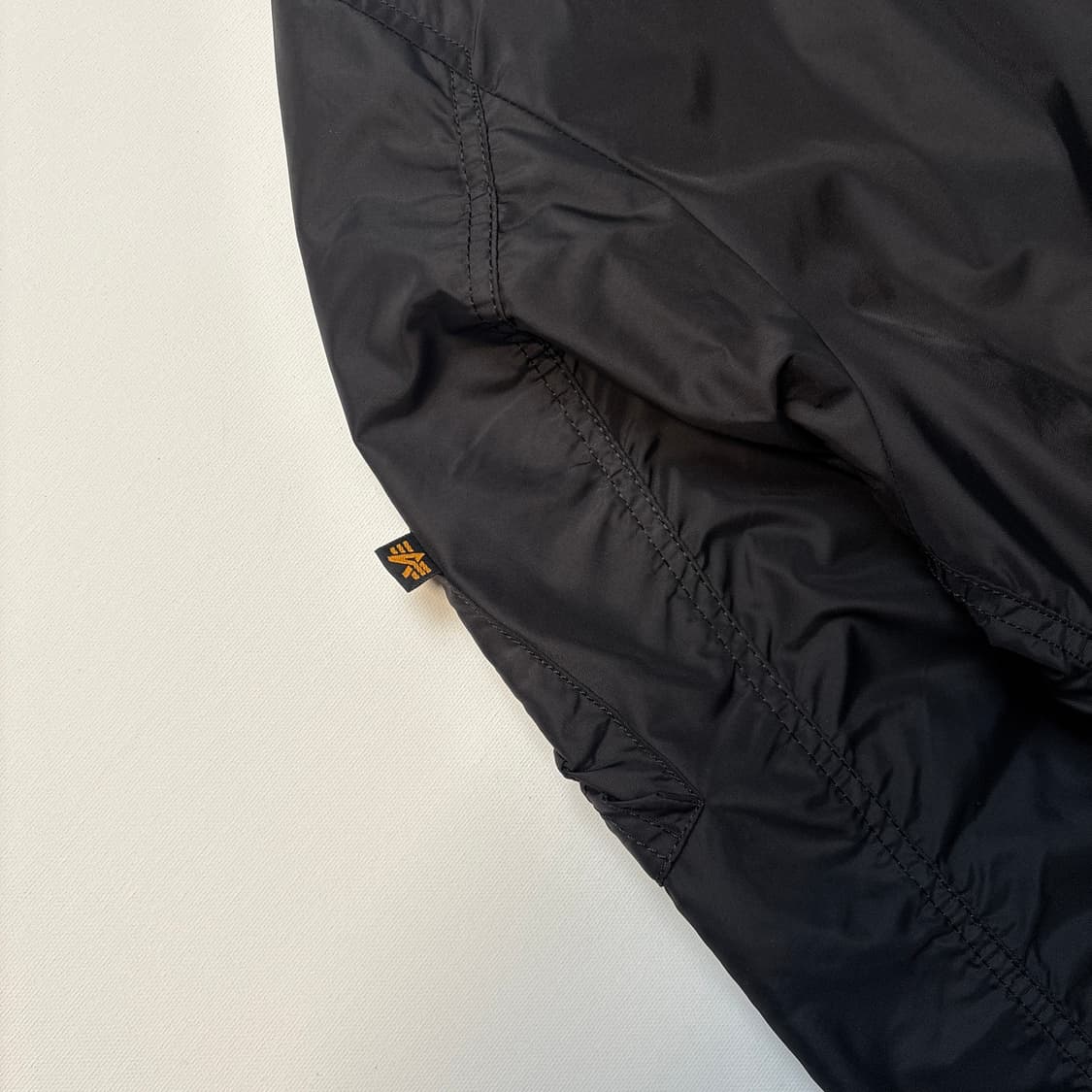 [L] 알파인더스트리 MA-1 블랙 상품이미지5