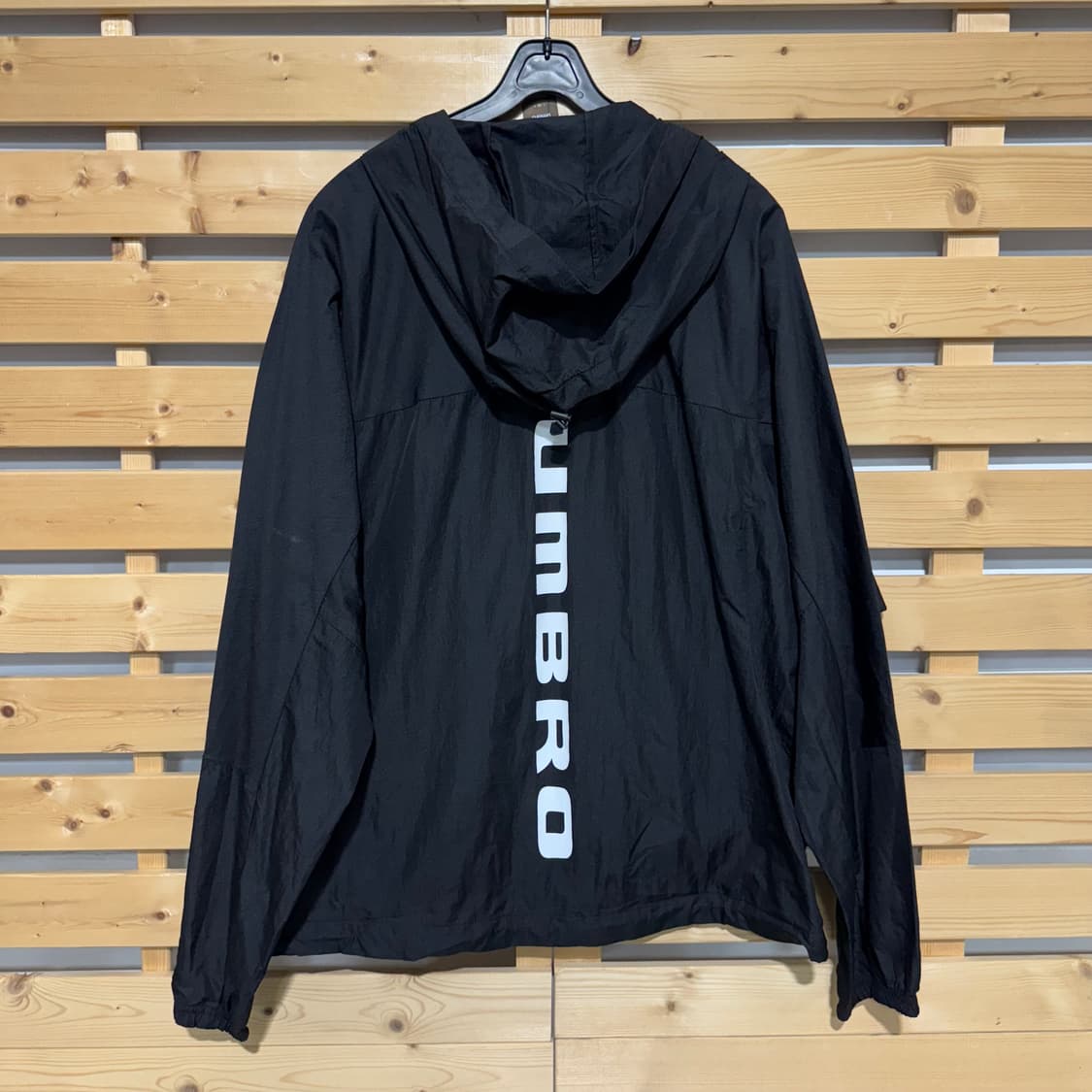 엄브로 바람막이 상품이미지2