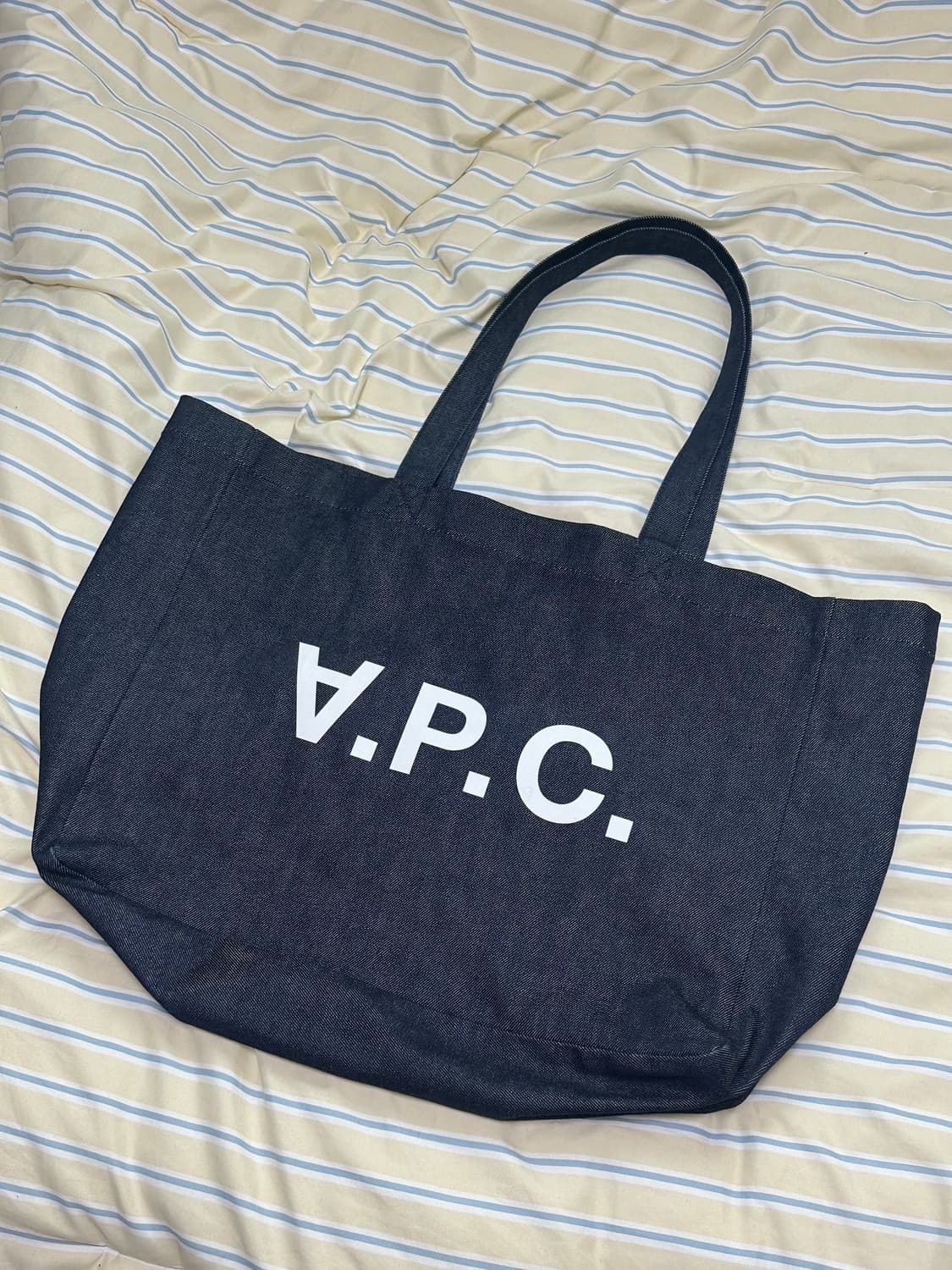 아파쎄 A.P.C 데님 다니엘라 토트백 판매 상품이미지1