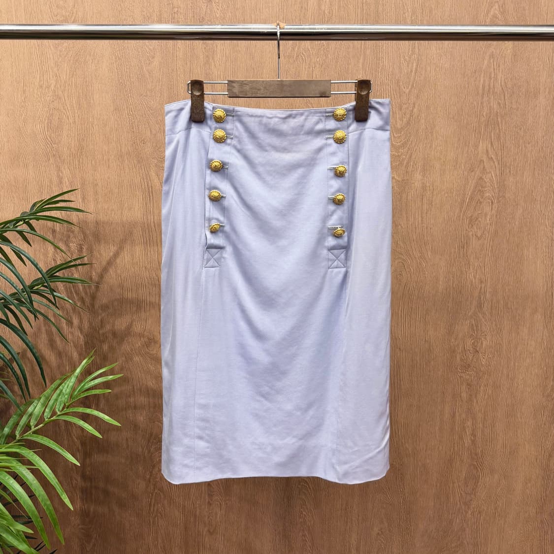 셀린느 미디 스커트 골드 버튼 더블 브레스트 디테일 H라인 라이트 블루 상품이미지1