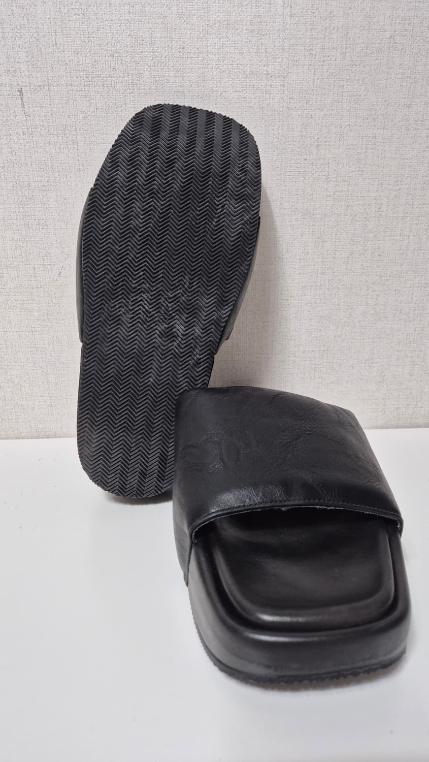 로맨틱무브 x 깡스타일리스트 레더 슬리퍼 상품이미지7