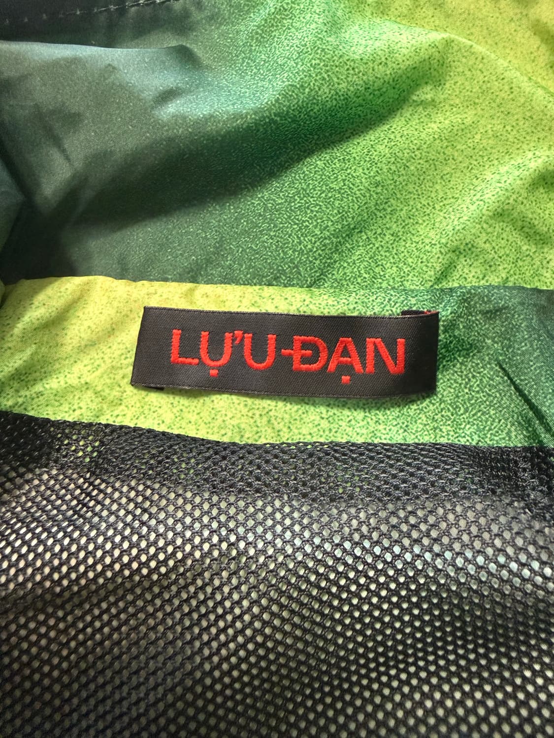 (M) LUU DAN 루단 크롭 트랙 수트 초판 그레디언트 그린 상품이미지4