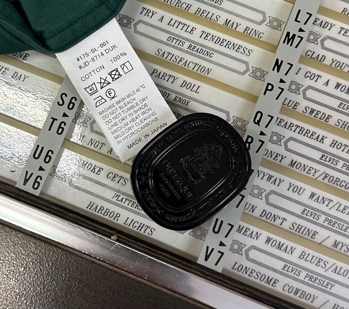 단톤 라운드 카라 그린 자켓 상품이미지5