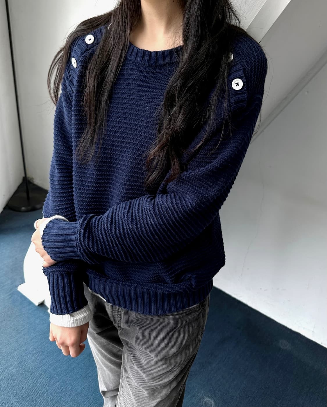 Middle gauge design shoulder knitted top 상품이미지8