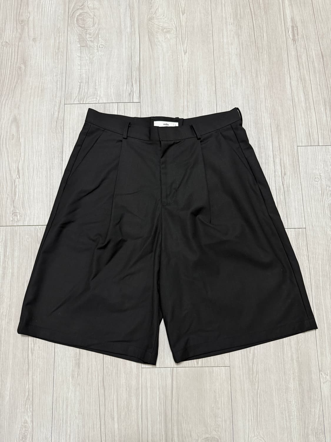 [L] 밀로아카이브 미니멀리스트 버뮤다 하프팬츠 상품이미지2