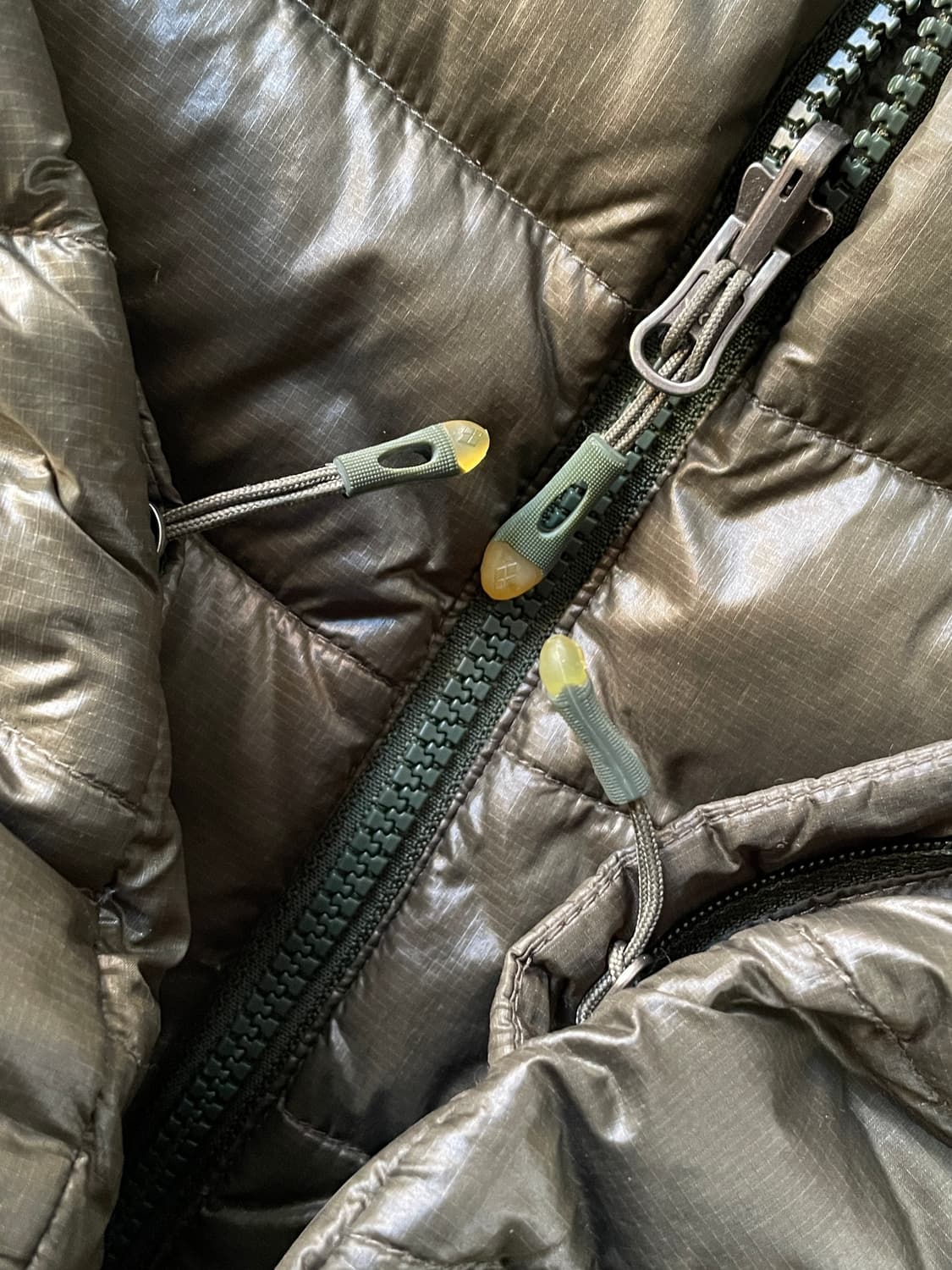  Mont-Bell Olive Light weight Down  상품이미지4