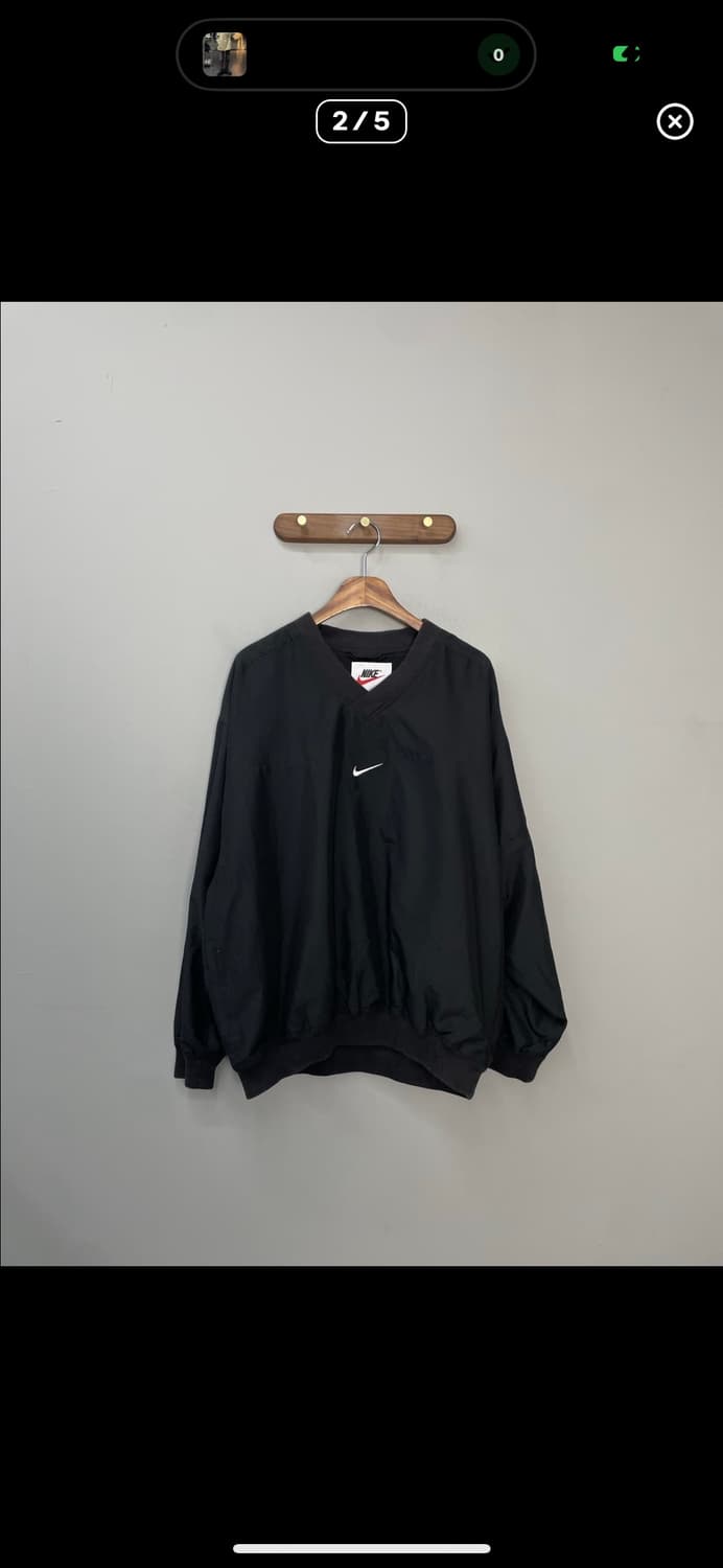 나이키 올드스쿨 체스트로고 브이넥 블랙 웜업 A2862 상품이미지2