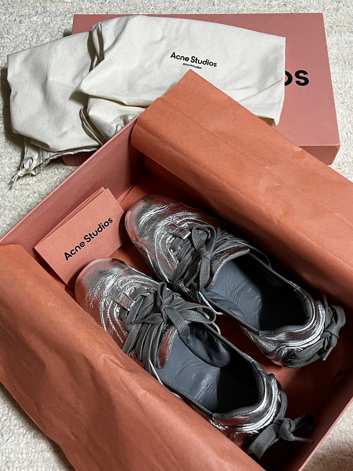 아크네스튜디오 발레플랫 상품이미지1