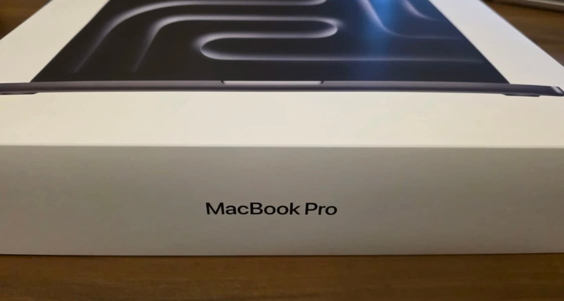 맥북프로14 m5 상품이미지2