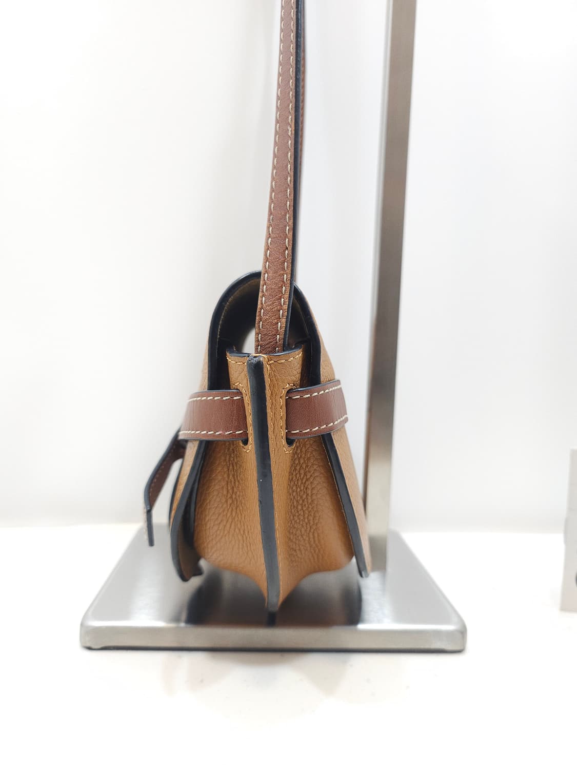 [ MINI ] 로에베 게이트 미니백 상품이미지3