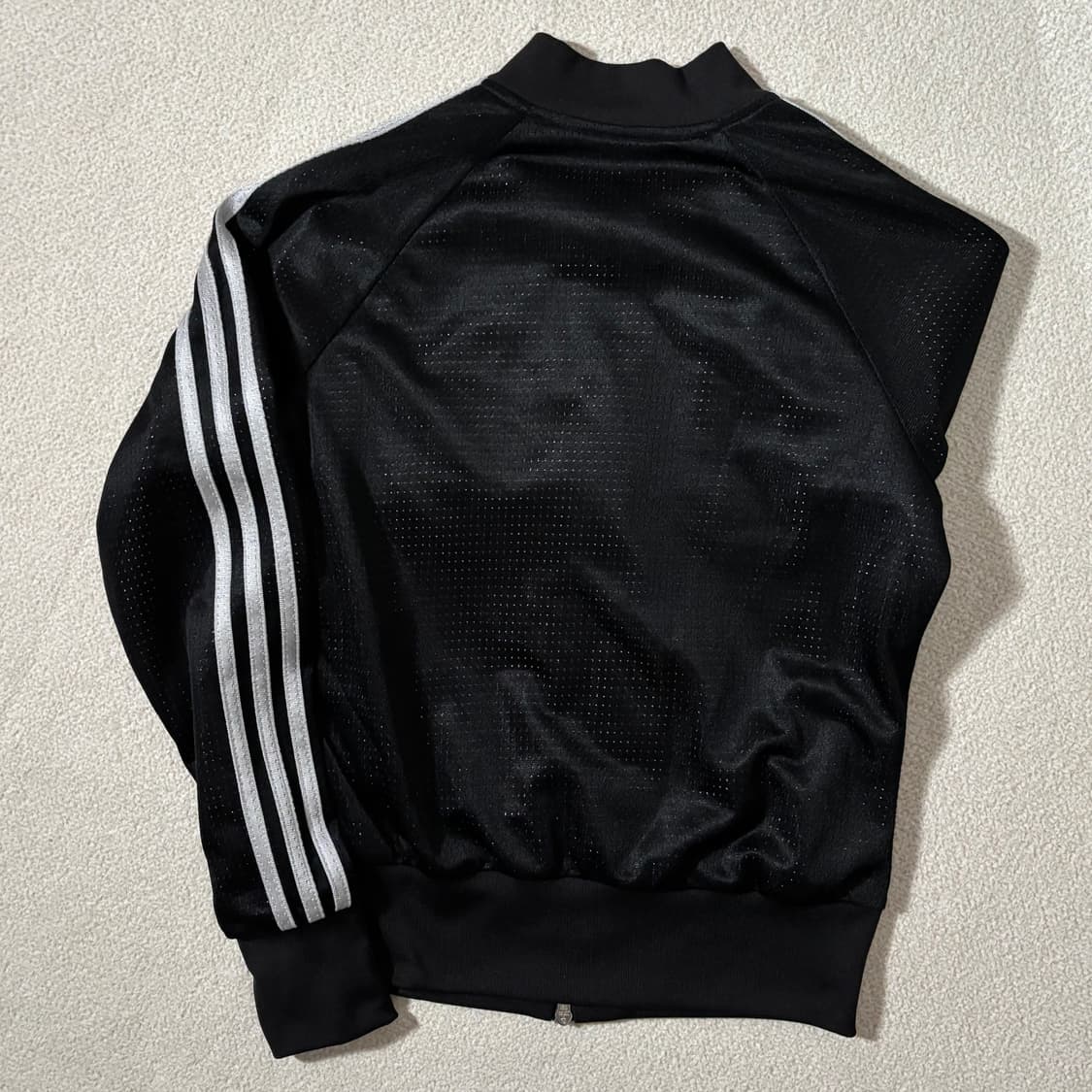 아디다스 리버시블 메쉬 크롭 투웨이 검흰 져지 상품이미지5