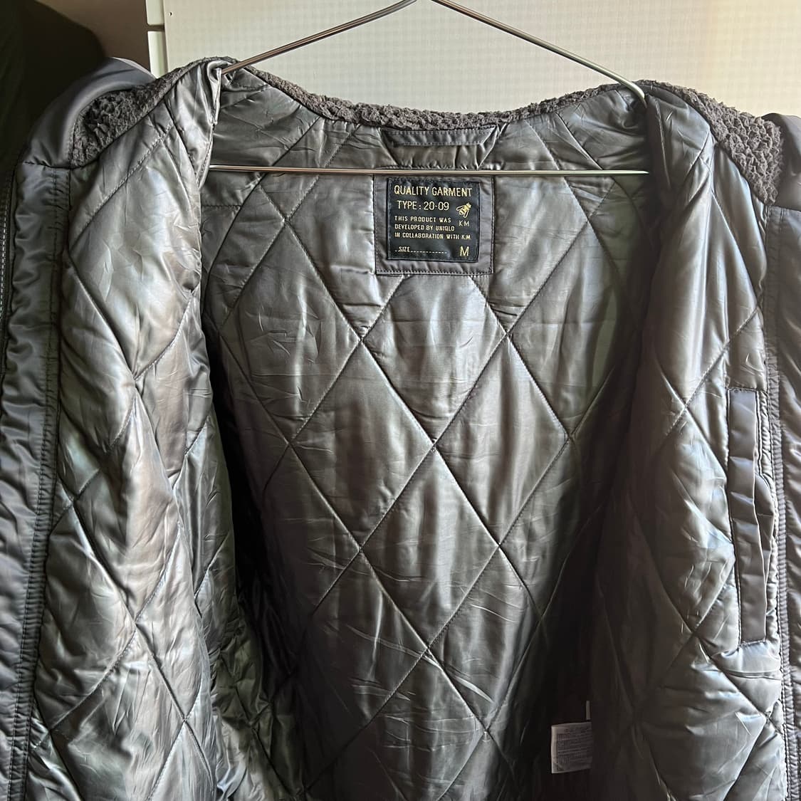 유니클로x키미노리모리시타 셔링 MA-1 카키 상품이미지9