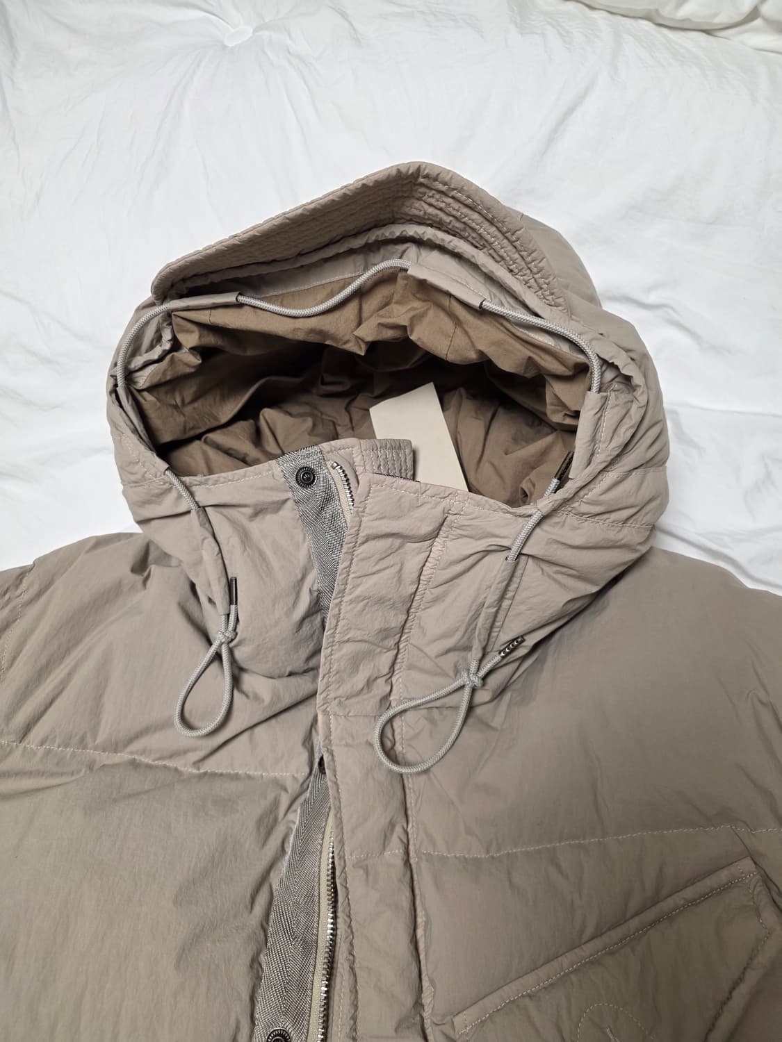 텐씨 서바이벌 다운 자켓 패딩 48 사이즈 베이지 상품이미지5