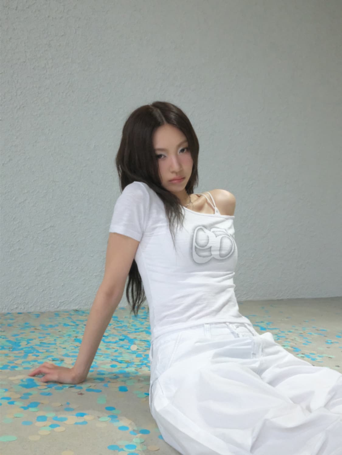 애즈온 키키 슬림티 화이트 상품이미지3