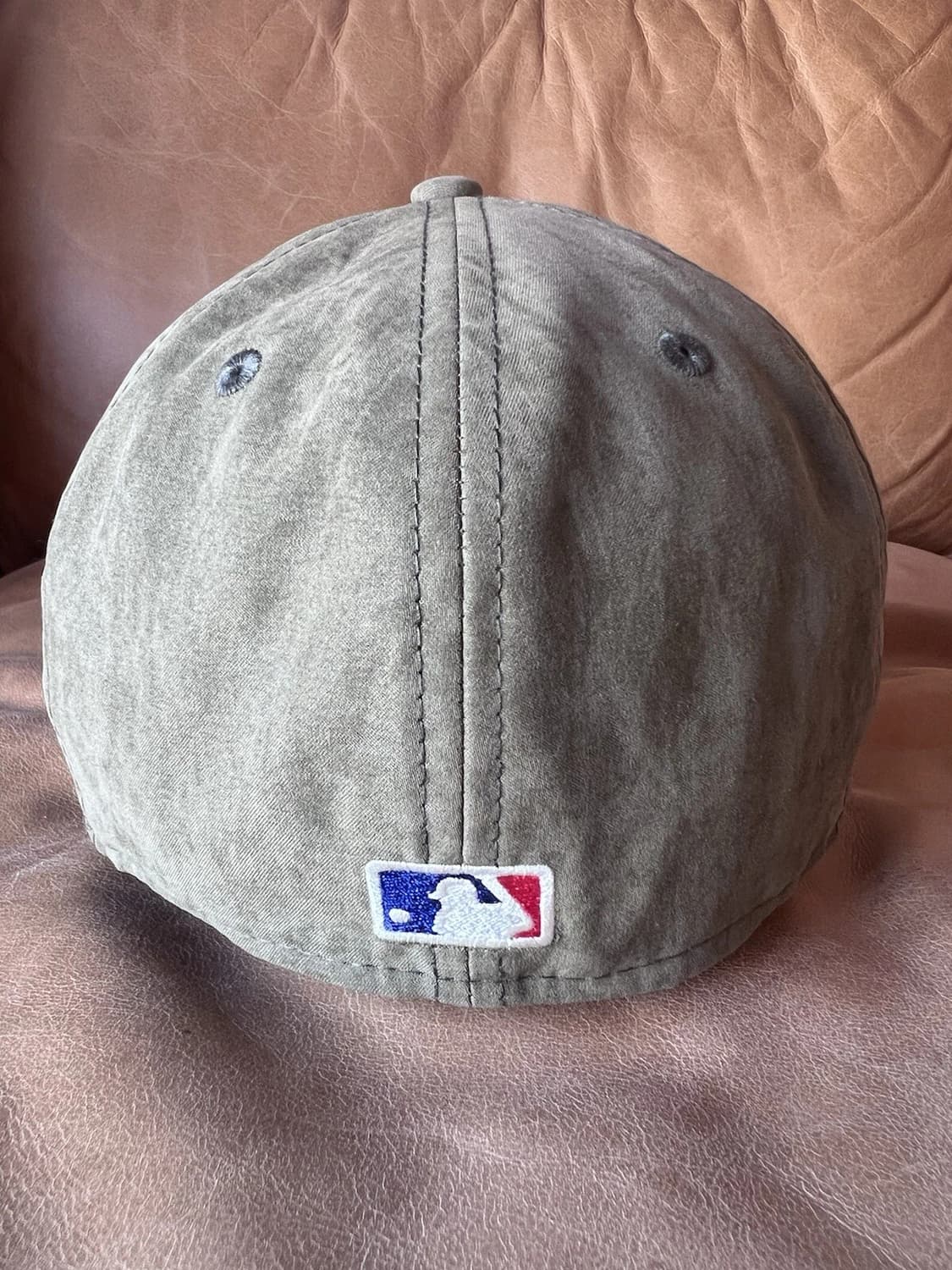 에임 레온 도르 X 뉴에라 몰스킨 양키스 모자 상품이미지4